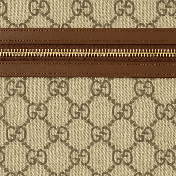 Gucci GG Supreme Clutch Bag โ Brand New, Never Used - Picture 3 of 8